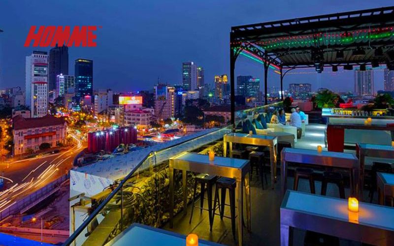 호치민 야간 데이트 코스: 로맨틱한 루프탑과 야시장 코스 호치민 야간 데이트 코스